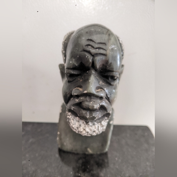 African Soapstone Male Bust Carved Sculpture - Picture 14 of 16